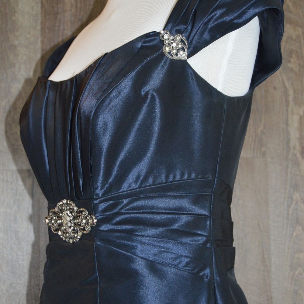 Badgley Mischka Navy Blue Ballgown Sz8